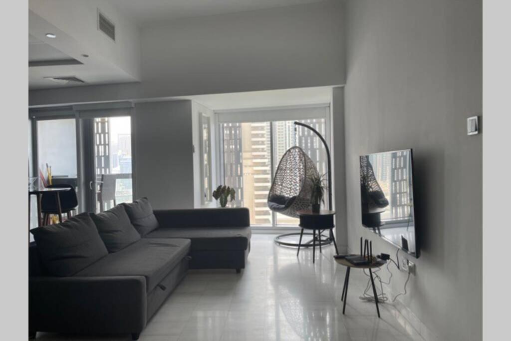Cayan Tower Luxury Apartment With Sea View Dubai Exteriör bild