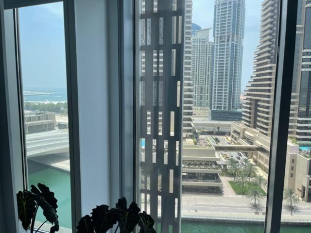 Cayan Tower Luxury Apartment With Sea View Dubai Exteriör bild
